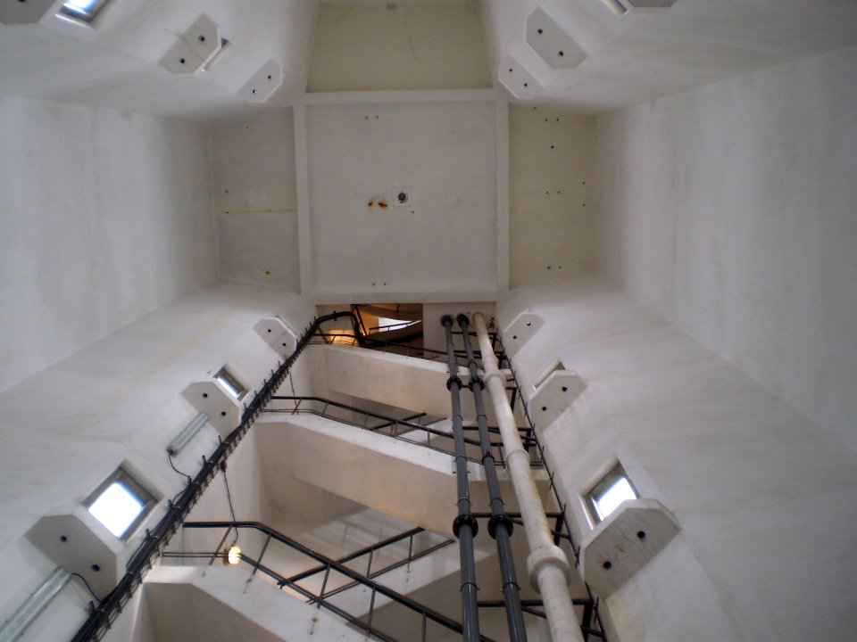 Watertoren Radio Kootwijk van binnen