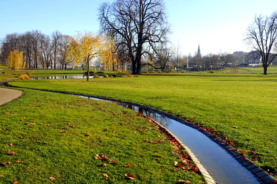 Waterway - Schlossgarten Stuttgart - Stuttgart, Germany - DSC01627