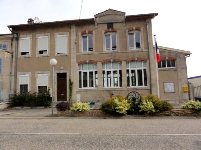 Watronville (Meuse) mairie-école