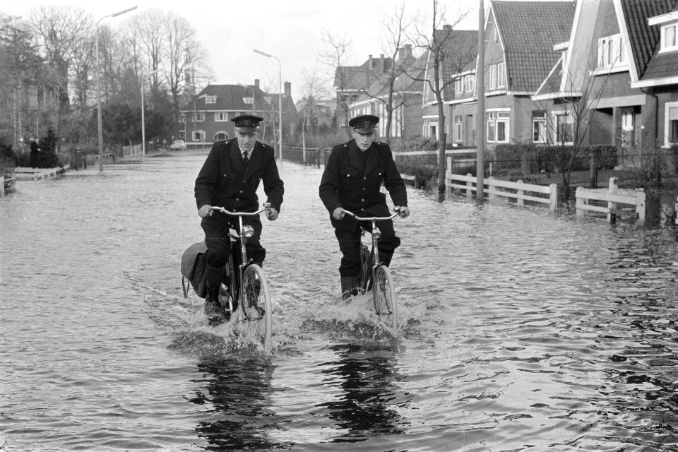 Wateroverlast in Nijkerk, Bestanddeelnr 911-8461