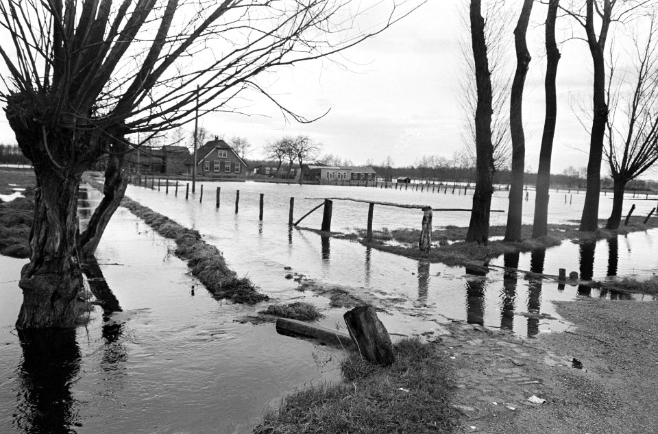Wateroverlast in Gelderse vallei, Bestanddeelnr 919-8484