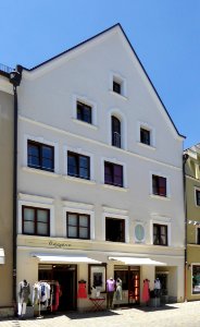 Weilheim, Pöltnerstraße 10, 1