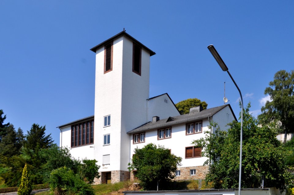 Weilmünster, katholische Dreifaltigkeits-Kirche