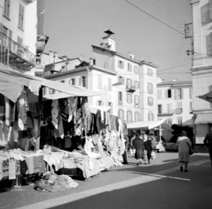 Weekmarkt in Intra, Bestanddeelnr 254-4761