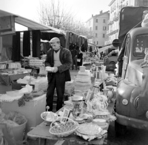 Weekmarkt in Intra, Bestanddeelnr 254-4759