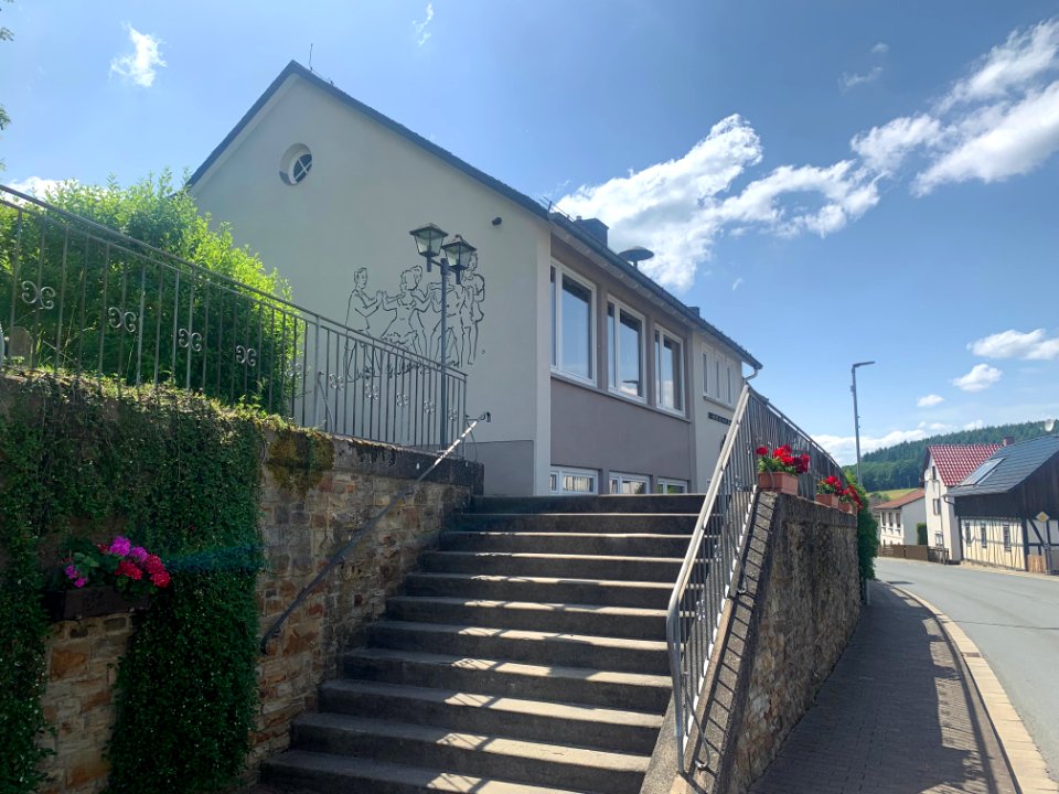 Weiperfelden, Butzbacher Straße 15-17 (3)