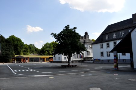 Weilmünster, Weilstraße 76, Schulhof