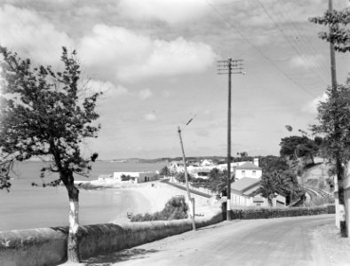 Weg langs de kust van Lissabon naar Cascais locatie Caxias, Bestanddeelnr 191-0211