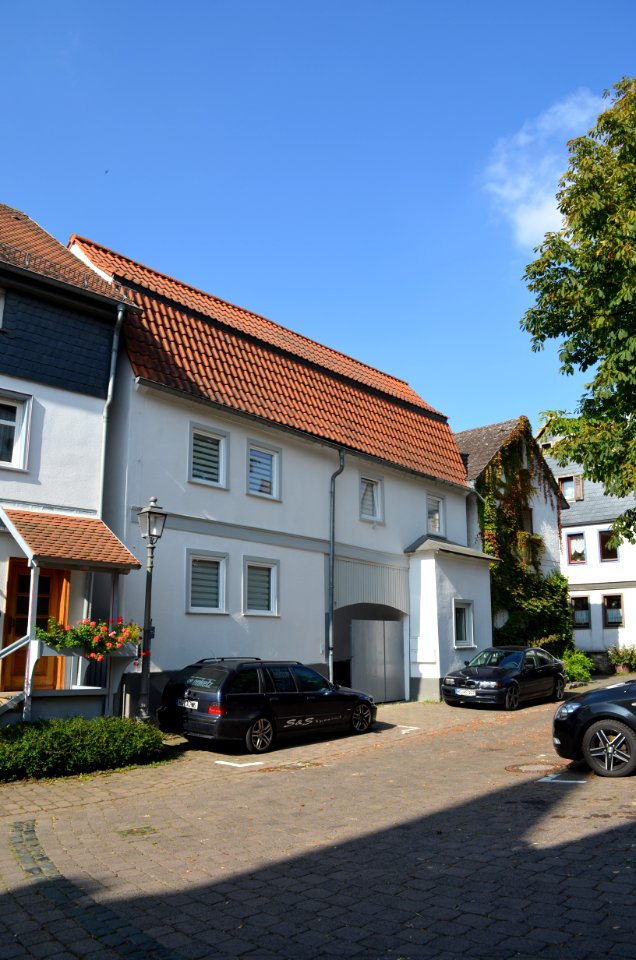 Wehrheim, Am Rathaus 7