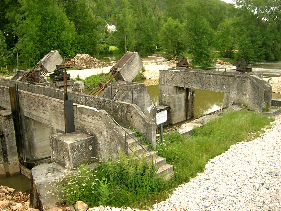 Wehr Willibaldsbrücke Eichstätt -Abbau 2016-06-19 (06)