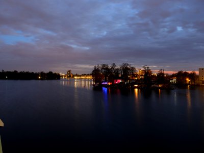 Wehrmachtsspeicher from Spandauer-See-Brücke at night 2