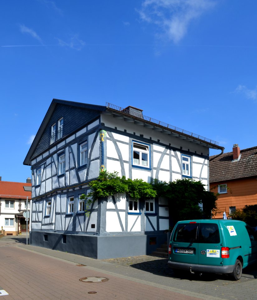 Wehrheim, Zum Stadttor 17