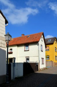 Wehrheim, Zur Burg 18