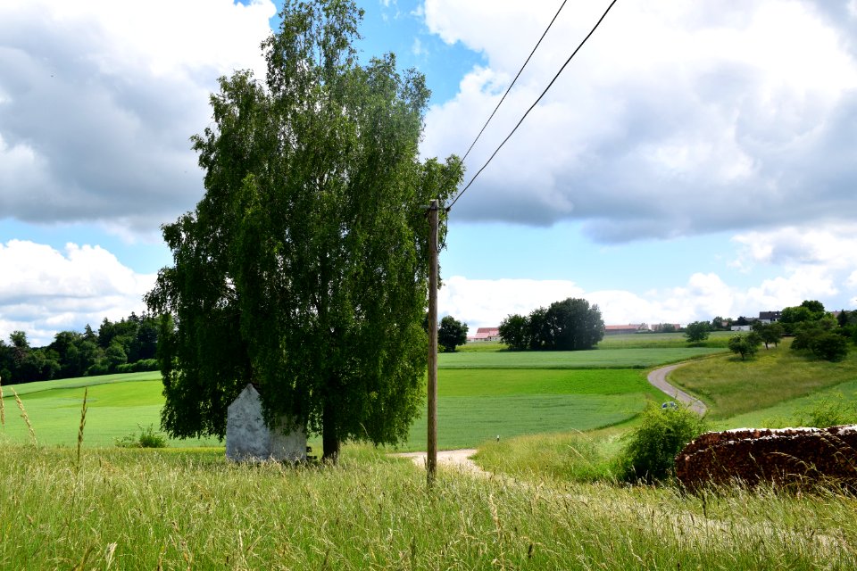 Wegkapelle (Hirnstetten) Landschaft 2