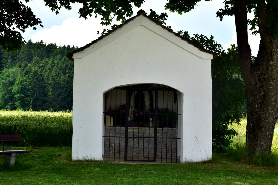 Wegkapelle (Pfahldorf) frontal