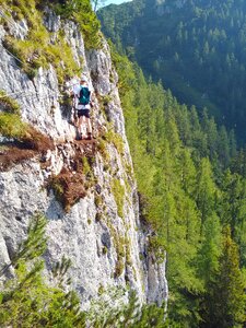 Climb blue green