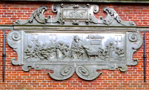 Weeshuis relief Enkhuizen
