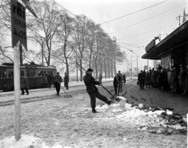 Weer sneeuw. De Reguliersgracht in winterkleed, Bestanddeelnr 914-8130