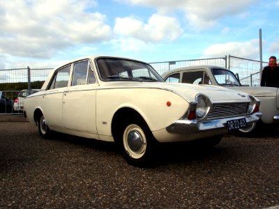 White 1964 Ford Consul Consair lincence DR-22-60 pic-005