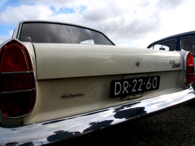 White 1964 Ford Consul Consair lincence DR-22-60 pic-009