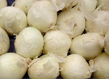 White onions for sale in supermarket