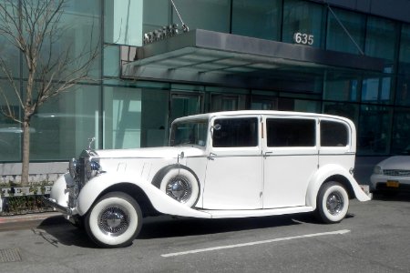 White Rolls Atelier 635 W42 jeh