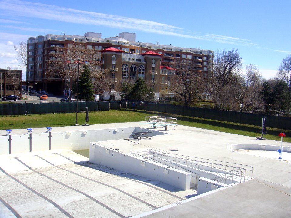 Westmount Park - community centre 02