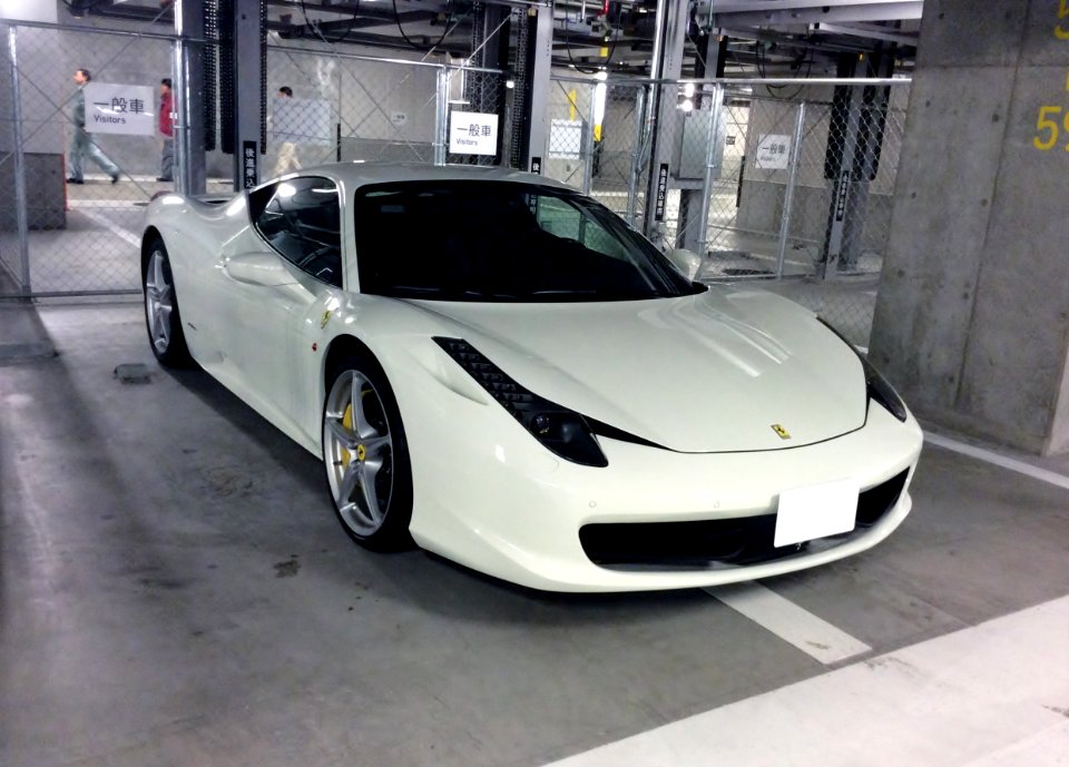 White Ferrari 458 Italia front