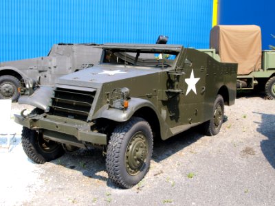 White armoured car at Sinsheim photo-1