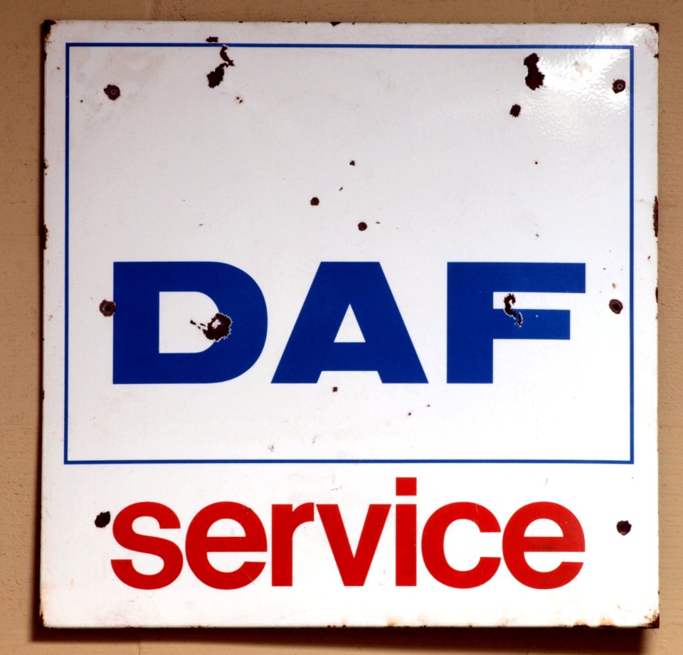 White DAF service, Enamel advert sign at the den hartog ford museum pic-032