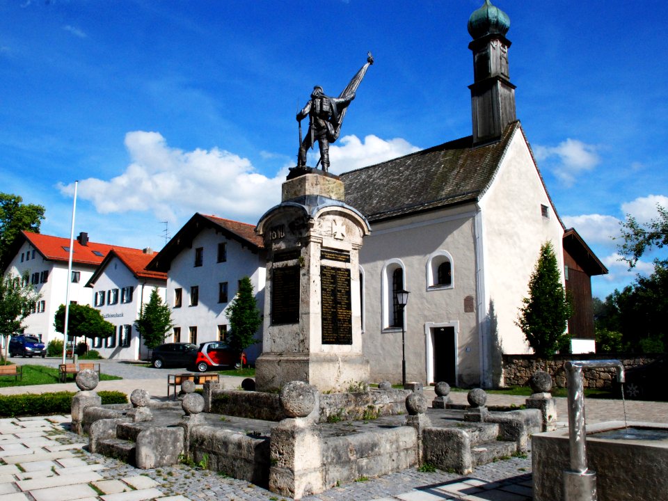 Weyarn Ignaz-Günther-Straße Kriegerdenkmal