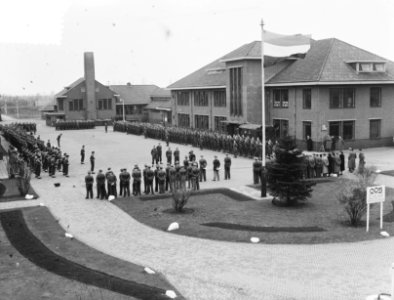 Wezep parade en uitreiking onderscheidingen Korea, Bestanddeelnr 904-9605
