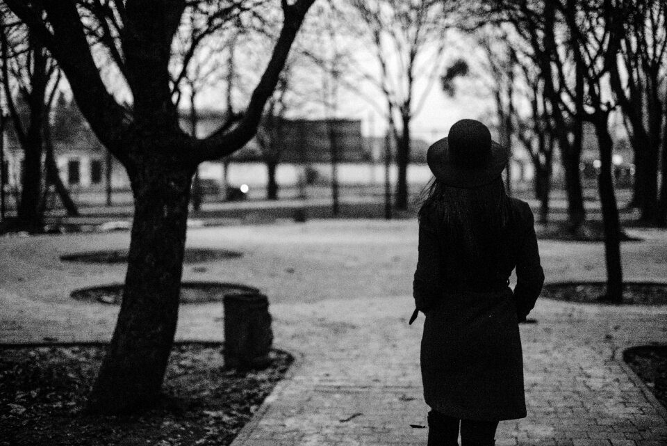 Girls silhouette stroll