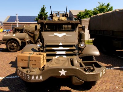 White M3A1 halftrack pic4