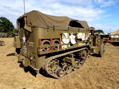 White halftrack Canilla, hoodno USA 28964788 pic2