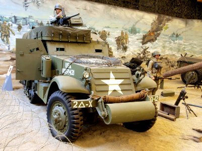 White M3A1 USA 40150421 HQ-12 pic3