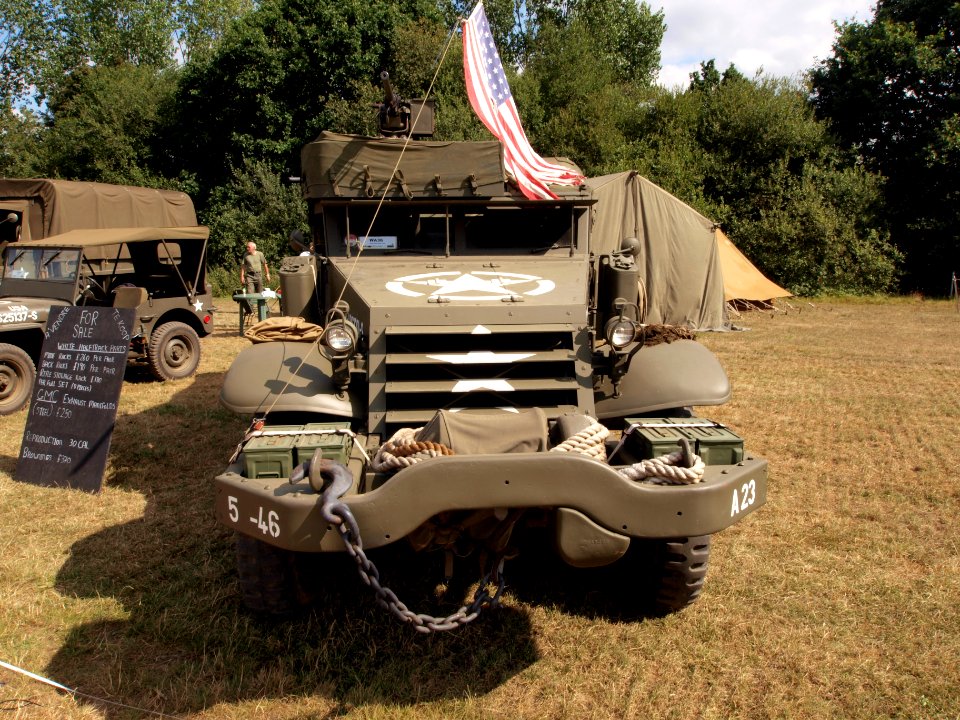 White halftrack, hoodno USA W-4062301-S pic2