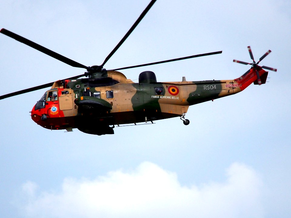 Westland Sea King Mk.48 Belgium - Air Force RS04 pic5