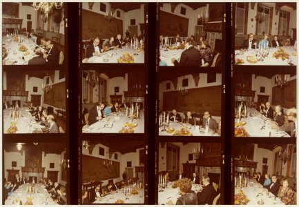 Wethouder W. van Liemt neemt tijdens een diner afscheid van B & W, waarbij ook hun dames aanzaten. (Blad met 12 contactafdrukken in kleur)