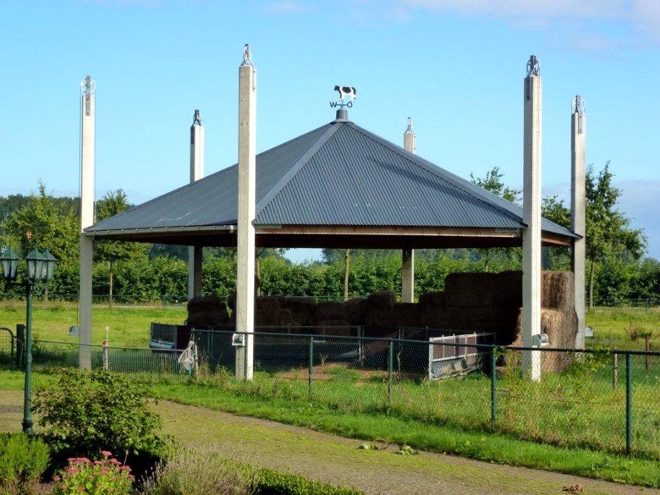 Weurt (Beuningen Gld) boerderij Oude Koningsstraat 2 hooischuur