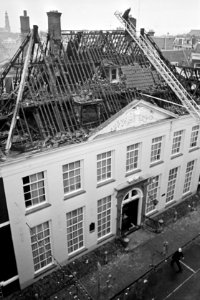 West-Indisch Huis na de brand (1975)