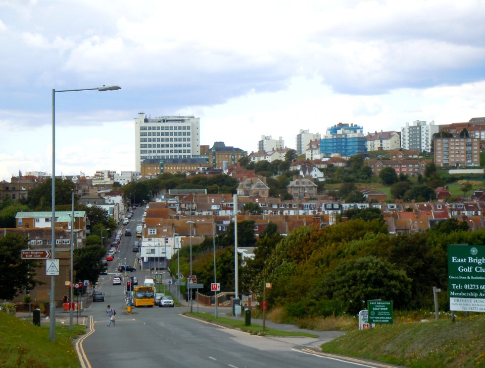 Westward view along Roedean Road, Roedean, Brighton (August 2014) (2)