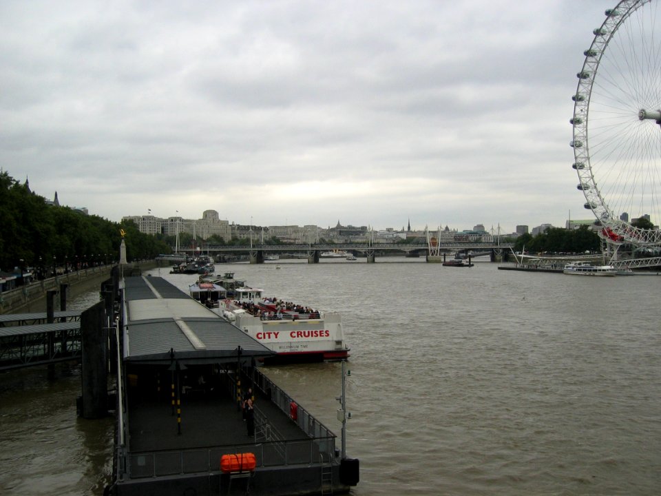 Westminster-Pier-20040918-048