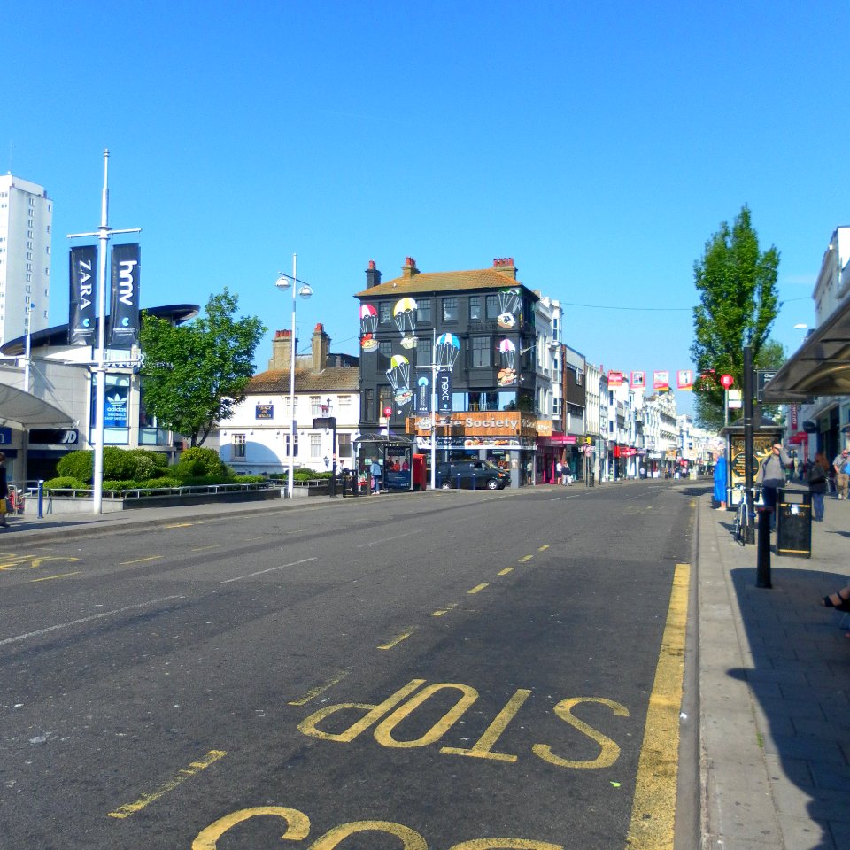 Westward view along Western Road, Brighton (from outside Churchill Square) (June 2013) (3)