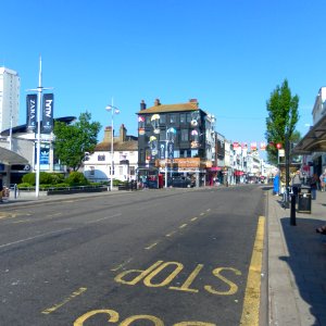Westward view along Western Road, Brighton (from outside Churchill Square) (June 2013) (3)