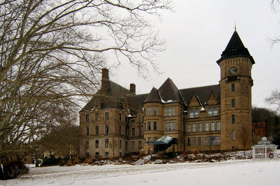 Westinghouse Air Brake Company General Office Building, 2015-01-11, 04