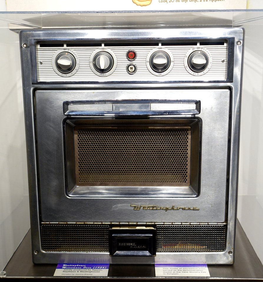 Westinghouse Microwave Oven, 1956, jointly produced by Tappen, Raytheon, & Westinghouse, this model served as demo model at the 1956 World's Fair in Belgium - National Electronics Museum - DSC00282