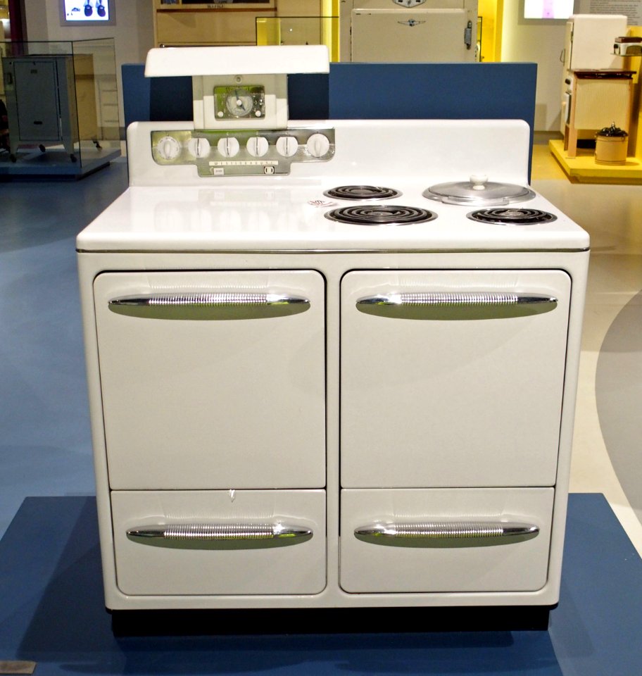 Westinghouse electric stove at NTM museum, Prague
