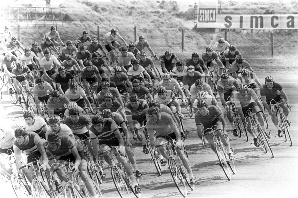 Wielerkampioenschappen te Zandvoort, de Amateurs op weg, Bestanddeelnr 919-4303