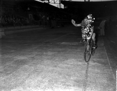 Wielerkampioenschappen op de baan, Joop Captein , kampioen sprint, Bestanddeelnr 909-6306